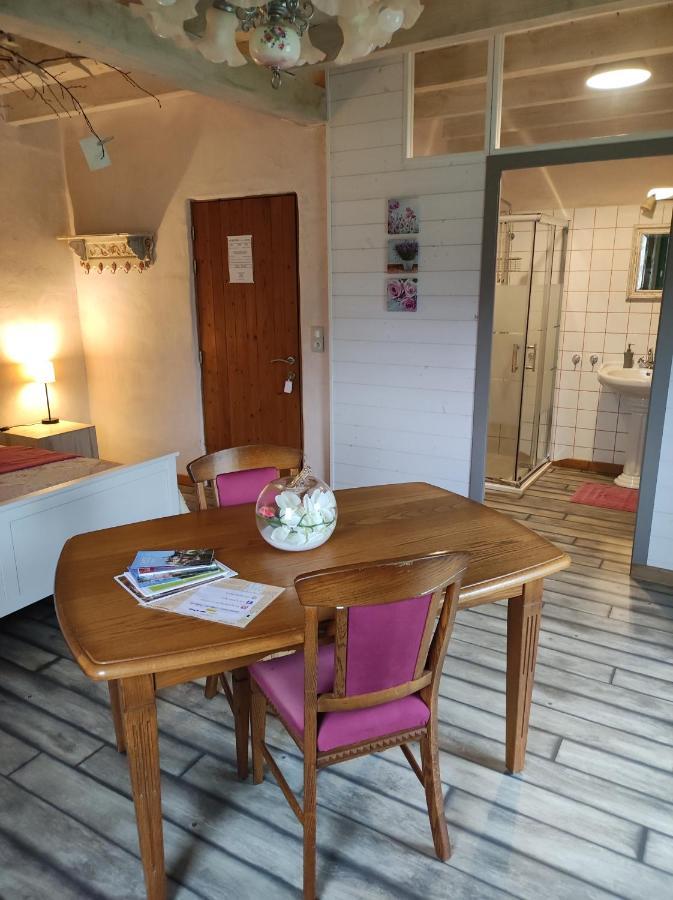 Les 5 Petits Lapins Bed & Breakfast Bar Екстериор снимка