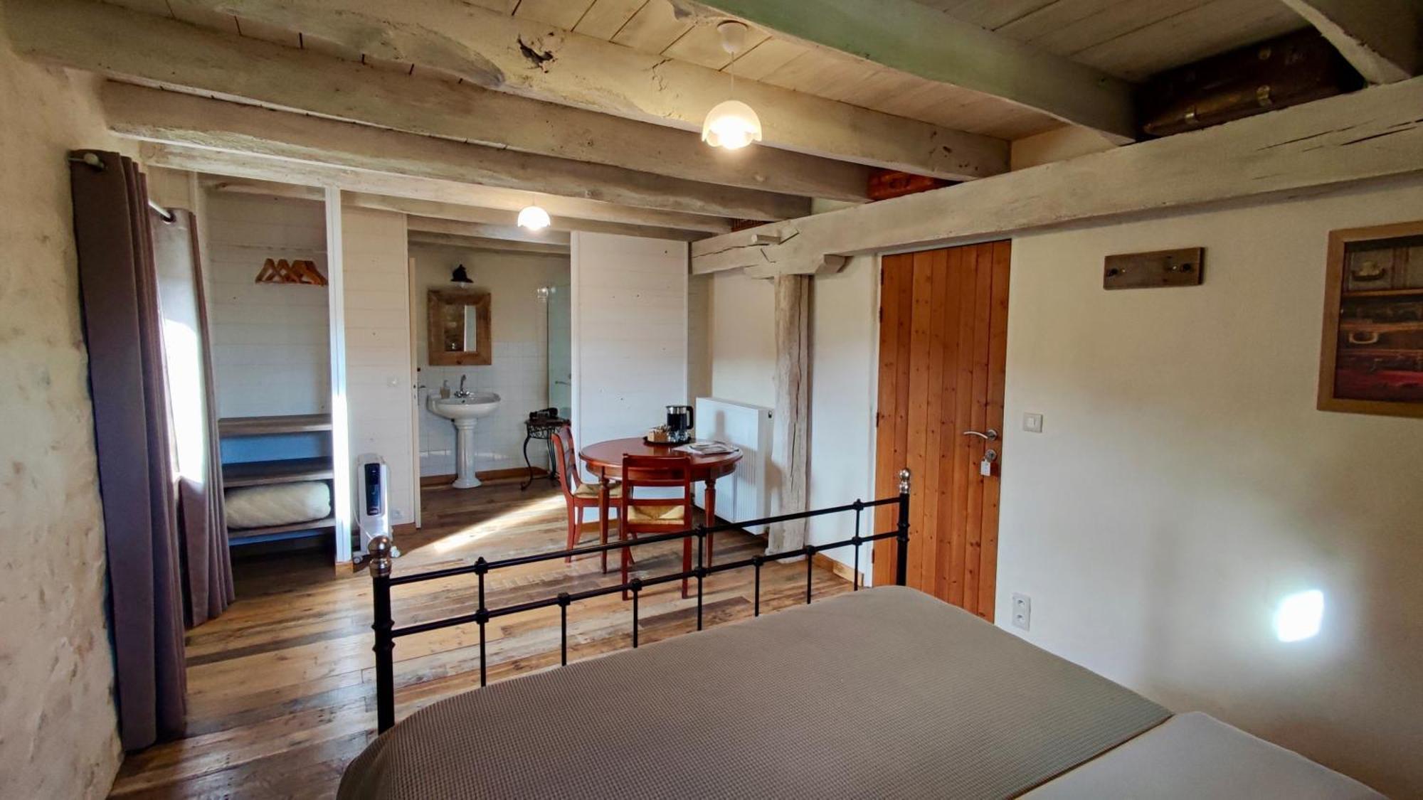 Les 5 Petits Lapins Bed & Breakfast Bar Екстериор снимка
